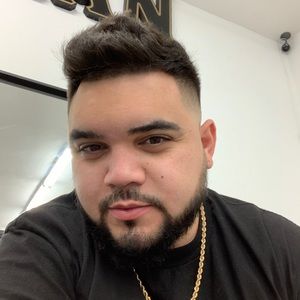 Meet your Posher, Julian